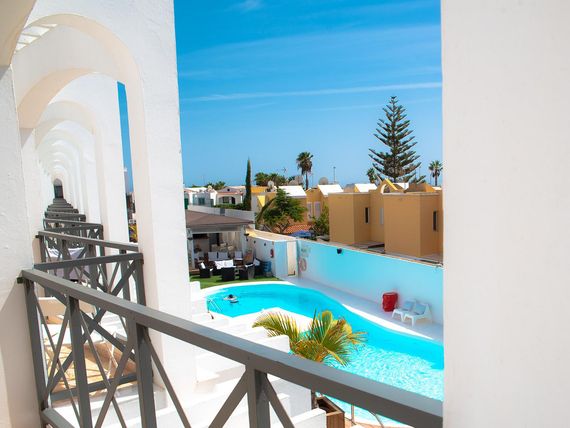 teren hotelu, balkon / taras, basen