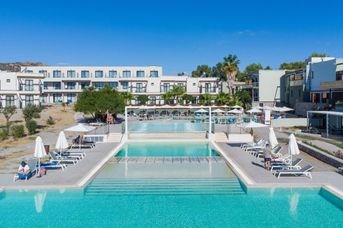 Gennadi Seaside Resort