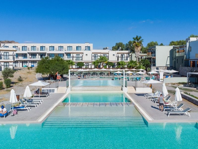 Gennadi Seaside Resort
