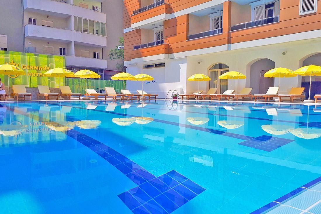 obiekt, teren hotelu, basen