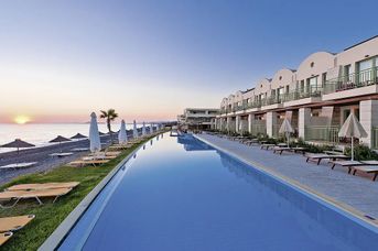 Giannoulis Grand Bay Beach Resort