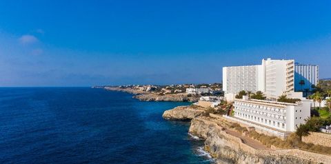 budynek główny, teren hotelu, plaża