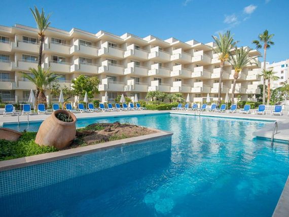 Globales Cala Bona Suites (ex Som Llevant Suites)