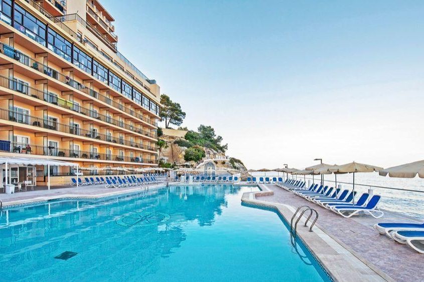 obiekt, teren hotelu, basen