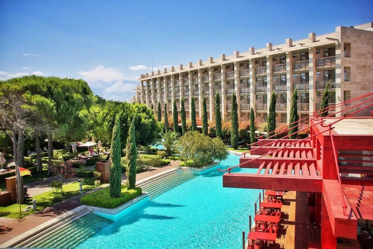 obiekt, teren hotelu