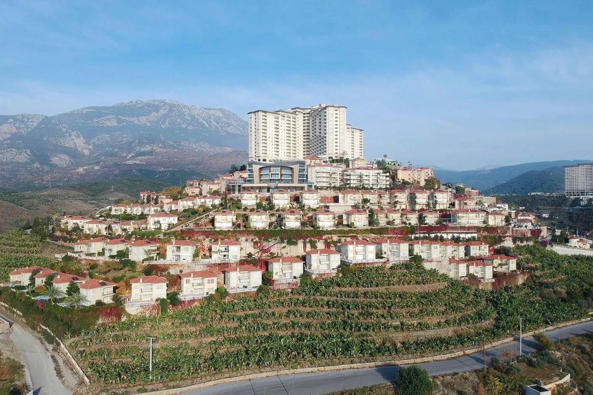 obiekt, teren hotelu