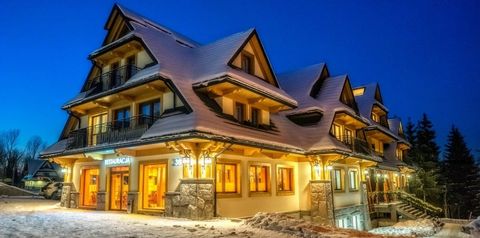 budynek główny, teren hotelu