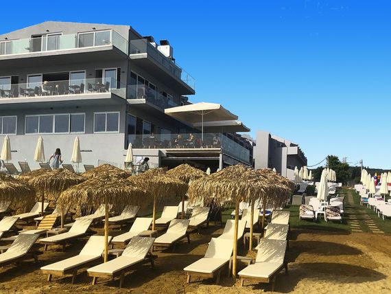 budynek główny, plaża