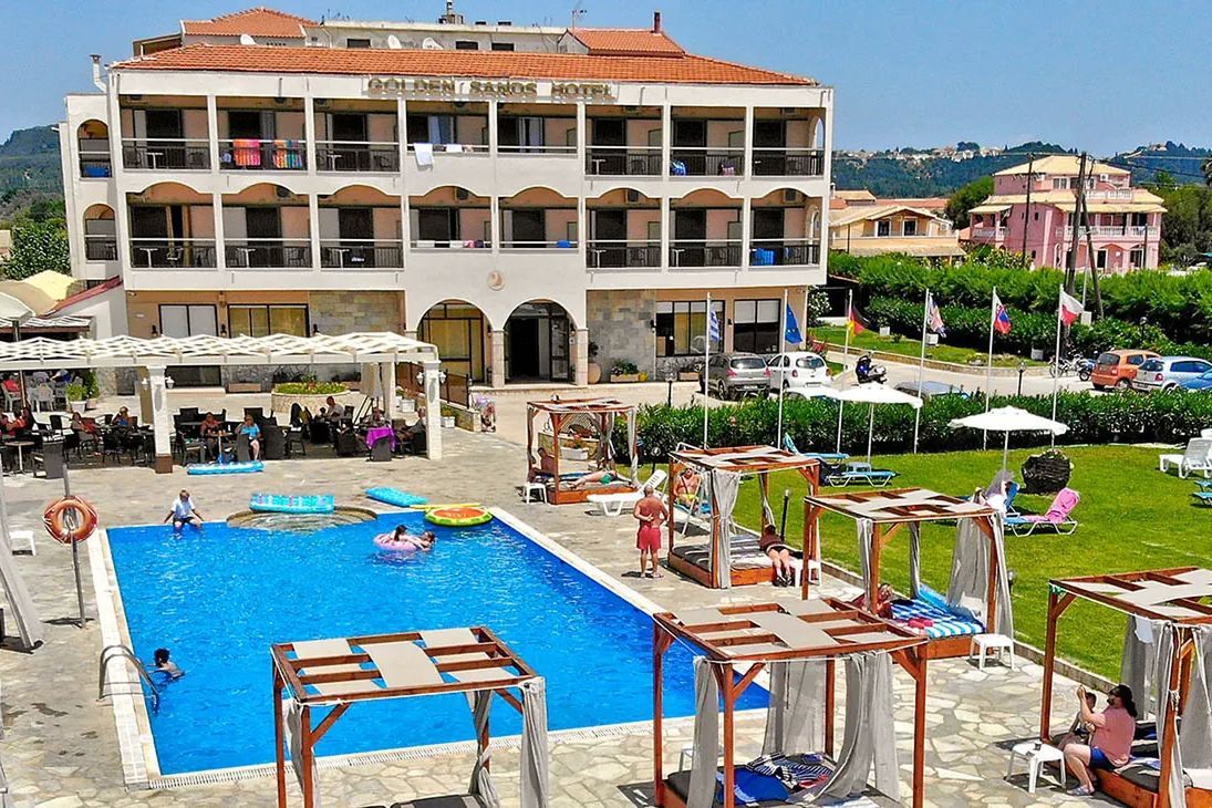 teren hotelu, basen