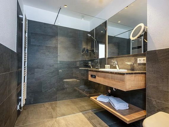 Apartment Stillleben 4*