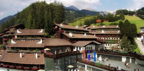 obiekt, budynek główny, teren hotelu