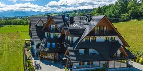 obiekt, budynek główny, teren hotelu