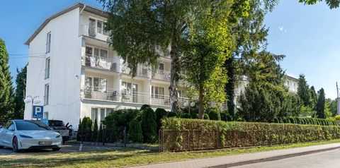 obiekt, budynek główny