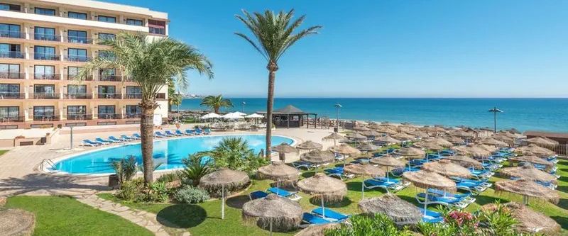 obiekt, teren hotelu, basen