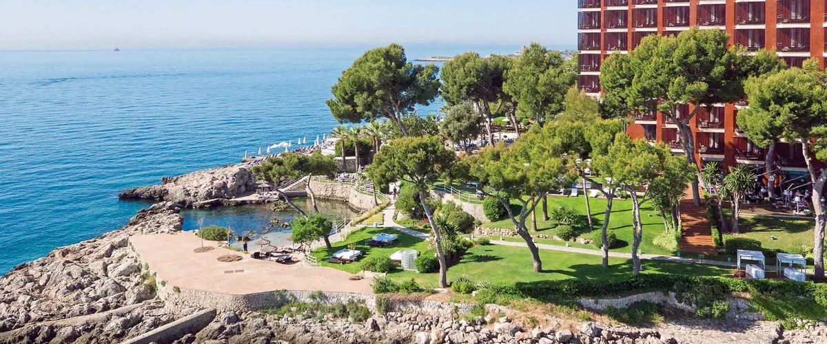 teren hotelu, plaża