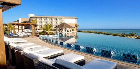 obiekt, teren hotelu, basen