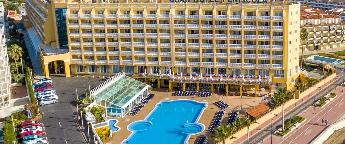 basen, teren hotelu, obiekt