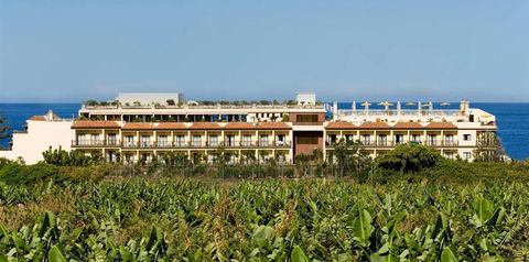 teren hotelu, budynek główny, obiekt