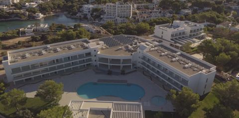 basen, teren hotelu, obiekt