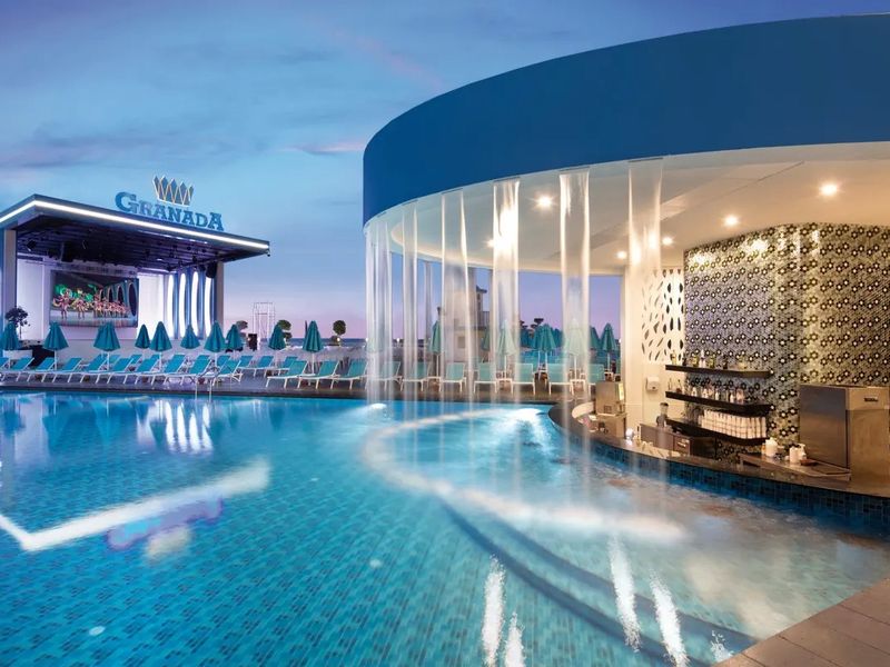 Granada Luxury Beach Avsallar