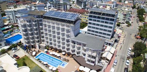 obiekt, teren hotelu, basen