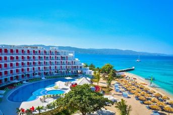 Grand Decameron Cornwall Beach