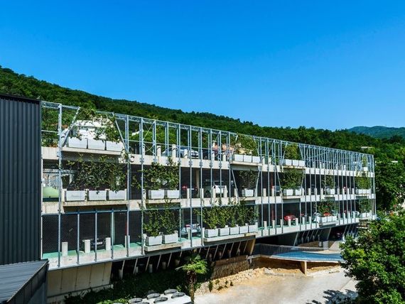 obiekt, teren hotelu