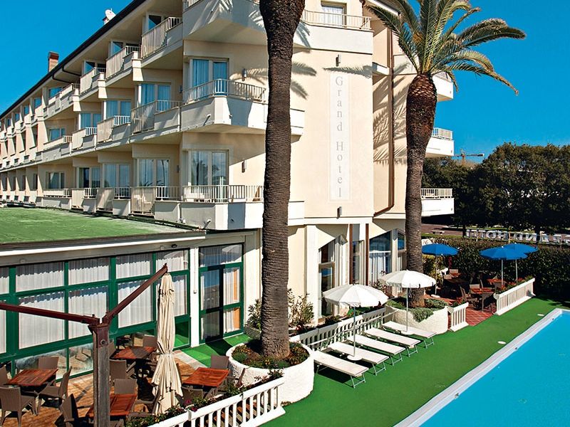 Grand Hotel