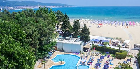 teren hotelu, basen, plaża
