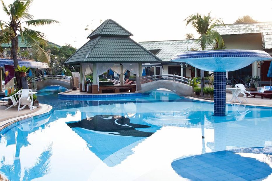 teren hotelu, basen