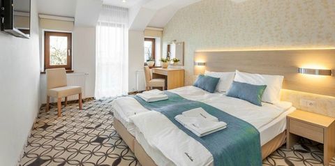 budynek główny, pokój, apartament