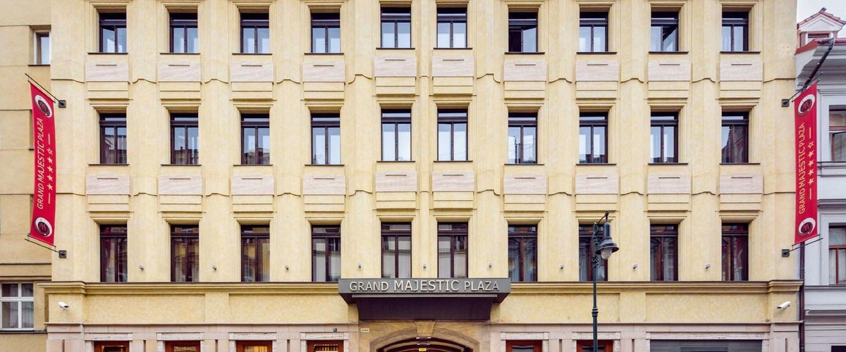 obiekt, budynek główny
