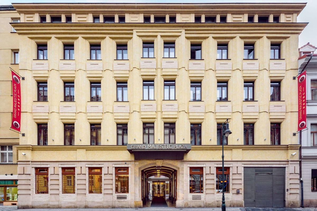 obiekt, budynek główny
