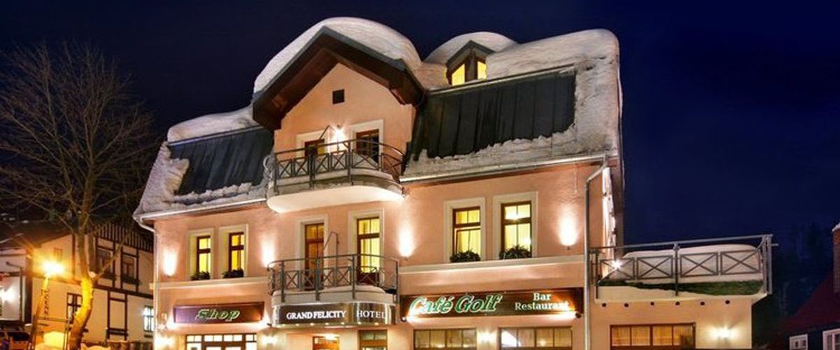 obiekt, budynek główny