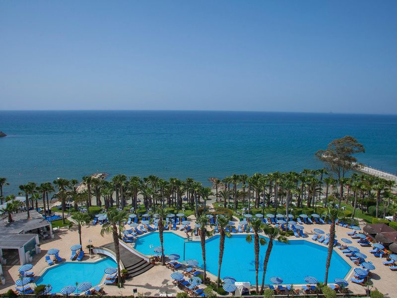 Grand Resort