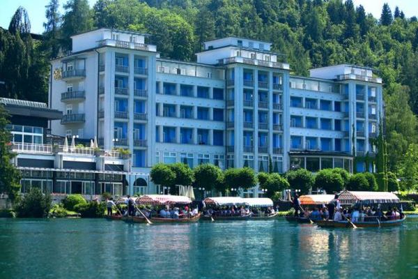 teren hotelu, obiekt