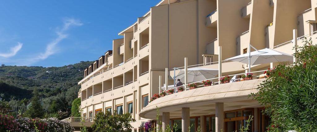 obiekt, budynek główny