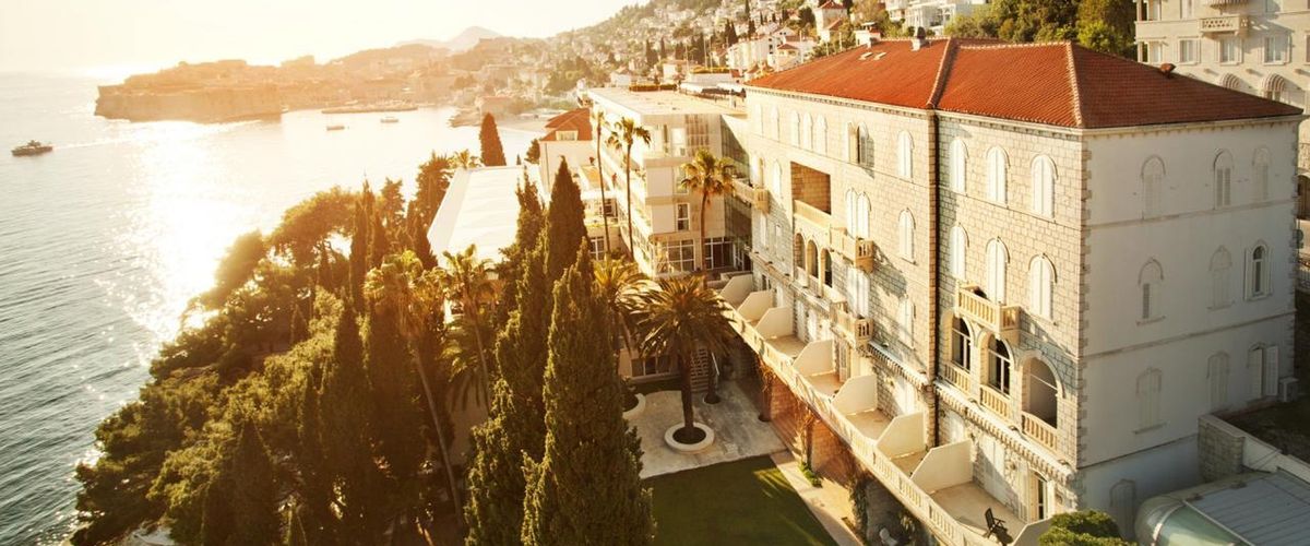 obiekt, teren hotelu