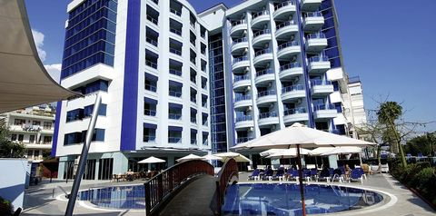 teren hotelu, obiekt, basen