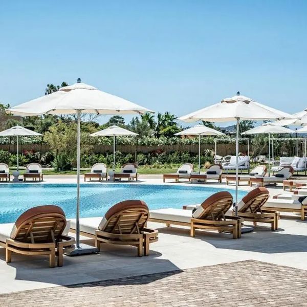 91 Athens Riviera, The Resort