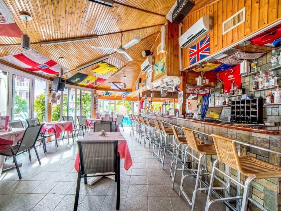 beach bar