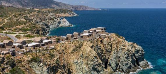 Acro Suites