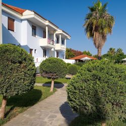 Acrotel Lily Ann Village