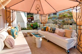 Aglaia Apartments