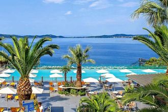 Akrathos Beach