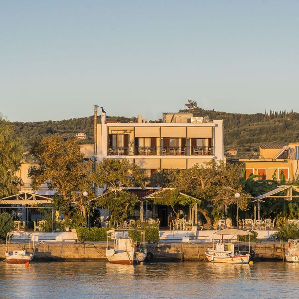 Akroyali — Agios Andreas, Grecja