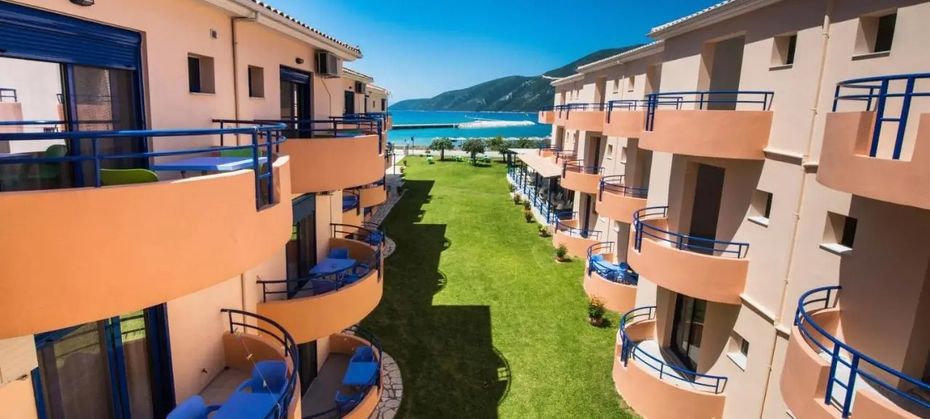 Akroyiali Resort
