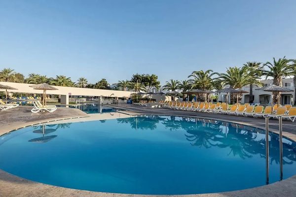 Akti Coast Club