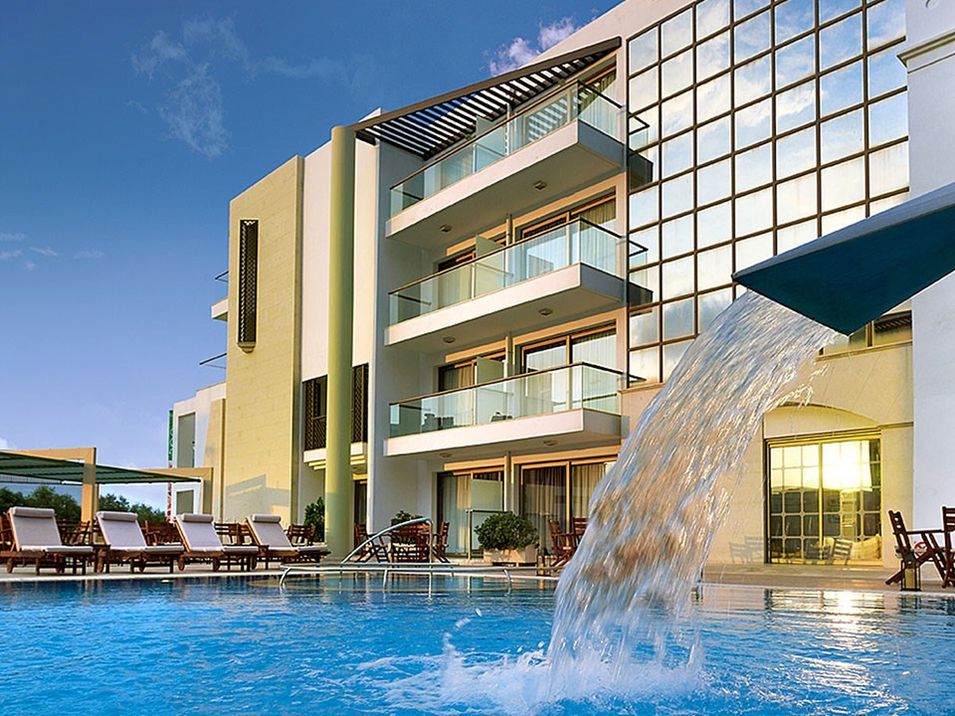 obiekt, teren hotelu, basen