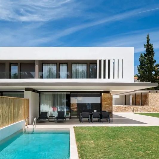 Amantes Villas & Suites